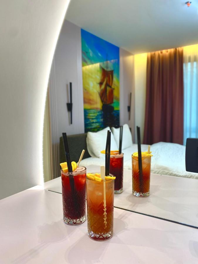 Marinus Hotel ウルツィニ エクステリア 写真
